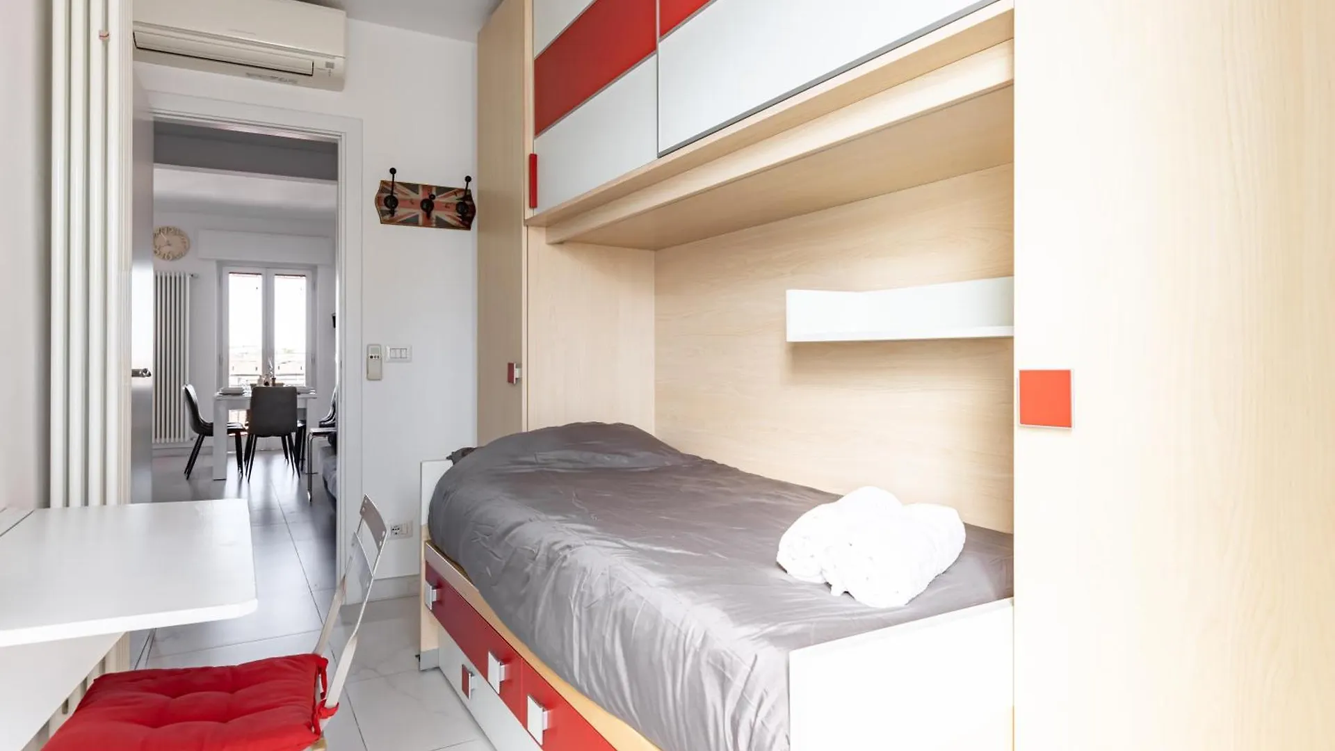 Viareggio - Bright Apartment Near The Beach!